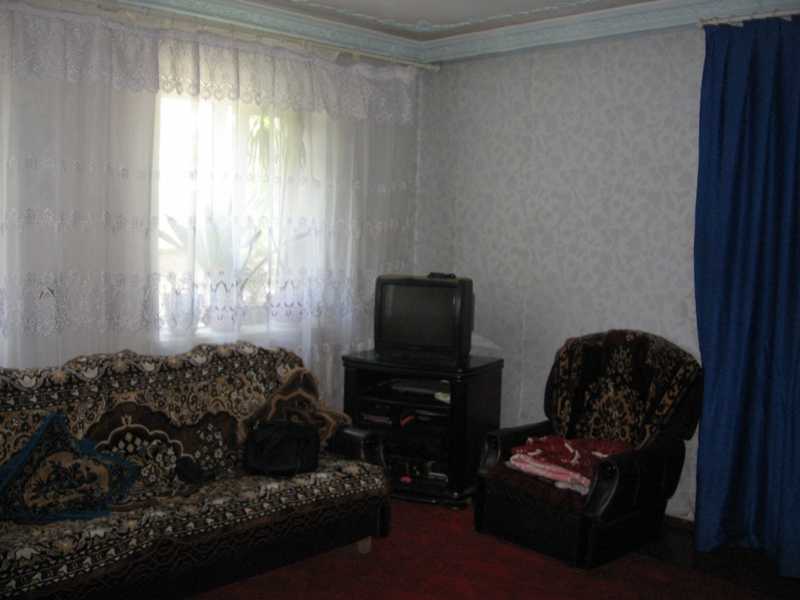Одесса, Комсомольская, продажа четырёхкомнатного дома 86 кв. м., 12 соток, район Беляевский...