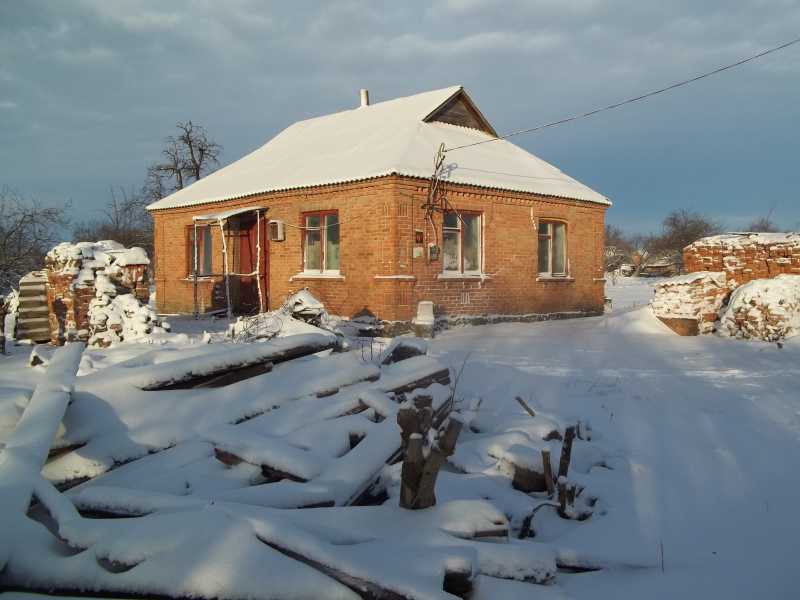 Немиров, Затишна 4, продажа трёхкомнатного дома 60 кв. м., 35 соток, район село Чуков...