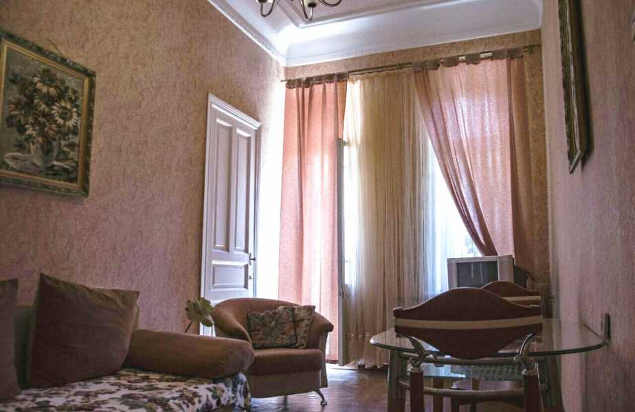 Odessa Ul Ekaterinenskaya 8 35 Usd Per Day Two Room