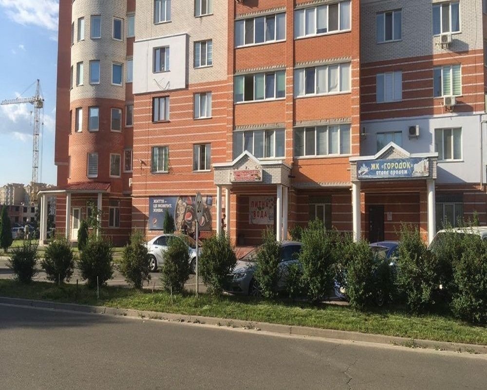 Вишневое, Машиностроителей, 1Б - 65 000 USD - продажа трёхкомнатной  квартиры, район Киево-Святошинский